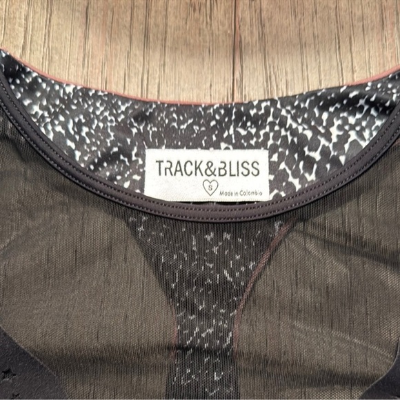 Revolve Track & Bliss Astral Sports Bra - Picture 2 of 5
